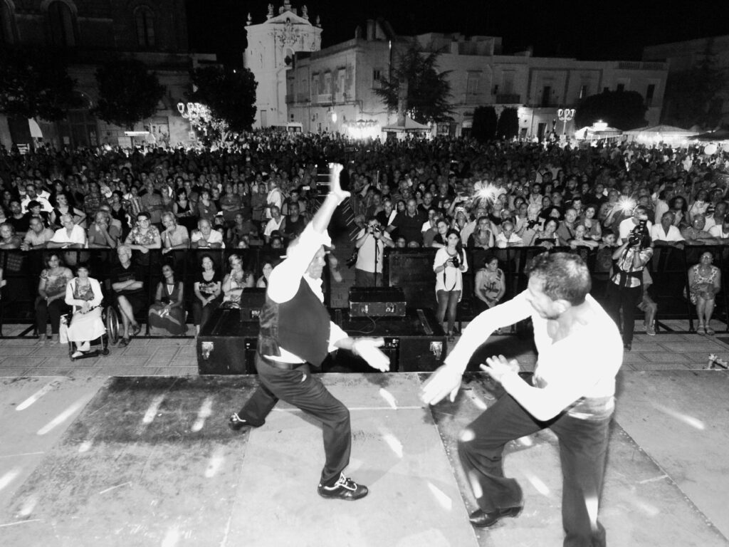 Concerto-Evento Li Ucci Festival Piazza Municipio CUTROFIANO (LE)